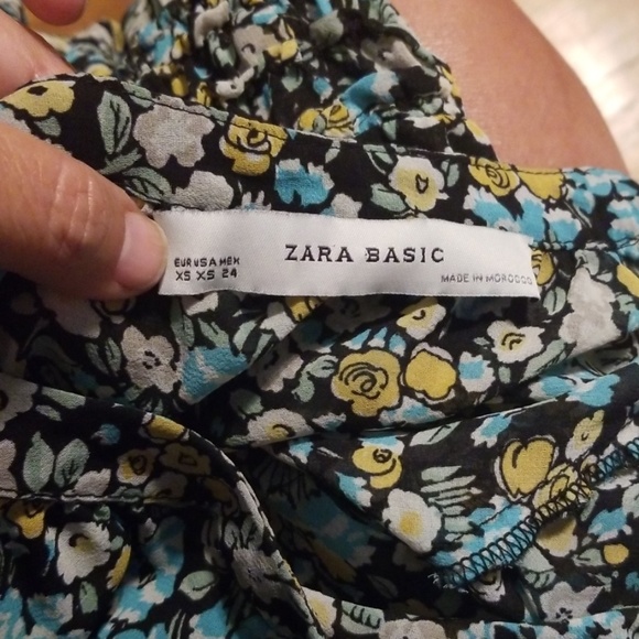 ZARA SUMMER DRESS - Picture 4 of 7
